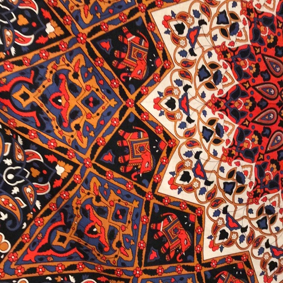 Wall tapestry - Picture 2 of 3